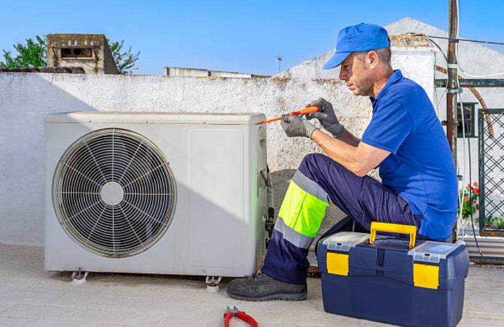 HVAC Maintenance Plans In Pinckney, MI